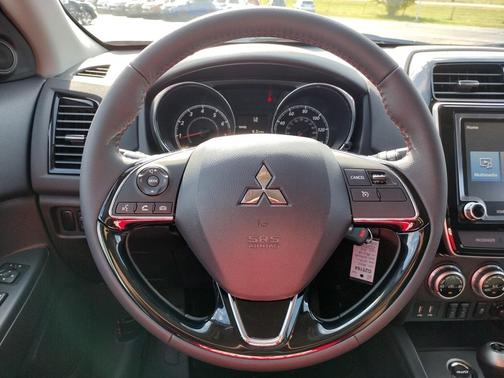 2025 Mitsubishi Outlander Sport 2.0 LE
