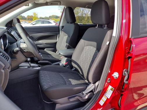 2025 Mitsubishi Outlander Sport 2.0 LE
