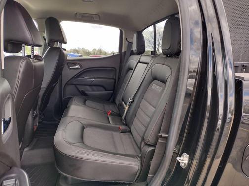 Onyx Black 2016 GMC Canyon SLE