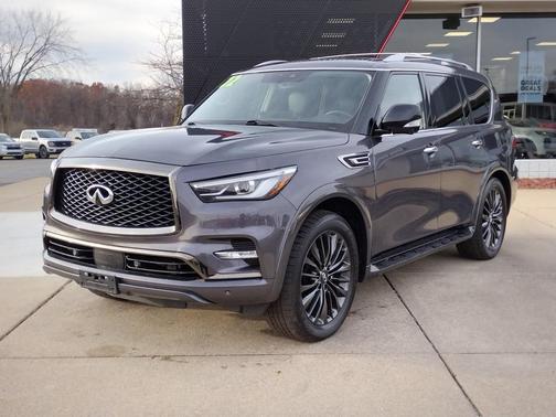 2022 INFINITI QX80 PREMIUM SELECT AWD