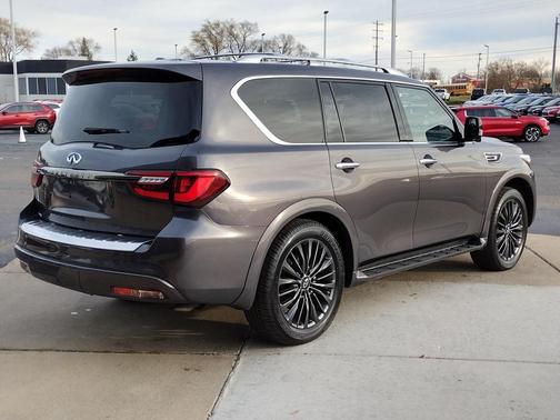 2022 INFINITI QX80 PREMIUM SELECT AWD