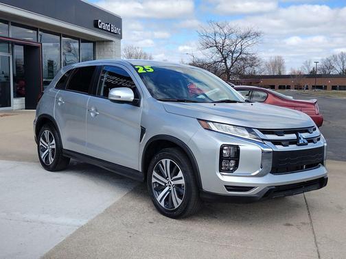 2025 Mitsubishi Outlander Sport SE