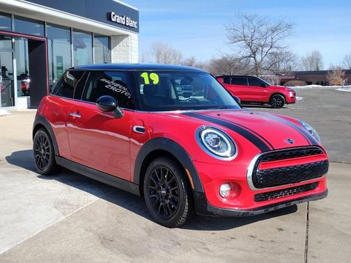 2019 MINI Hardtop Cooper
