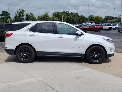 White 2020 Chevrolet Equinox 1LT