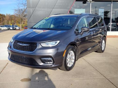 2021 Chrysler Pacifica Touring L