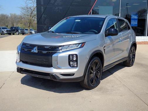 Alloy Silver Metallic 2026 Mitsubishi Outlander Sport 2.0 LE