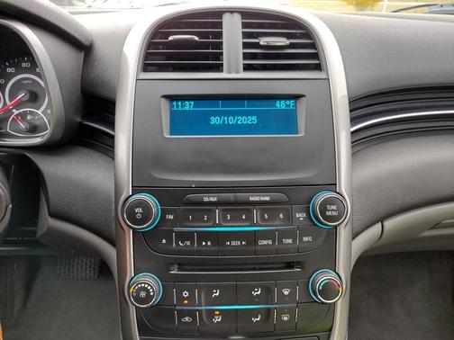 2015 Chevrolet Malibu 1LS