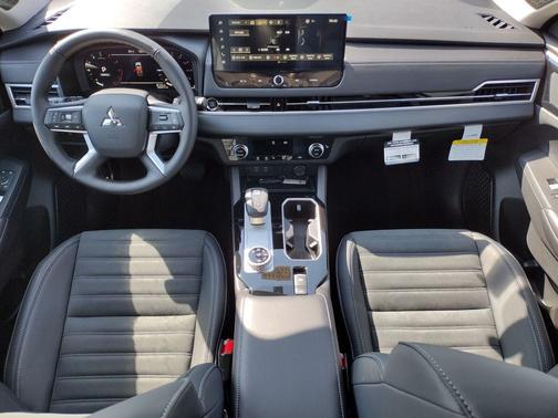 Black Diamond 2026 Mitsubishi Outlander SE 1.5T S-AWC