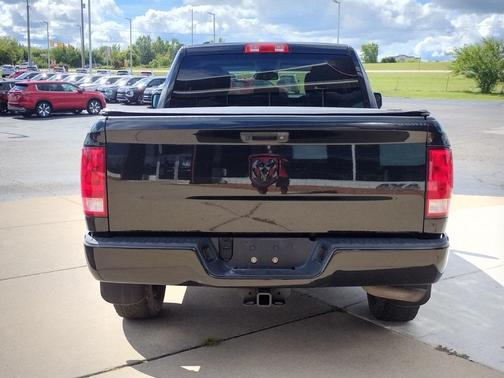 2016 RAM 1500 Tradesman/Express