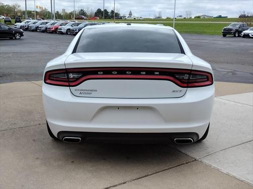2016 Dodge Charger SXT