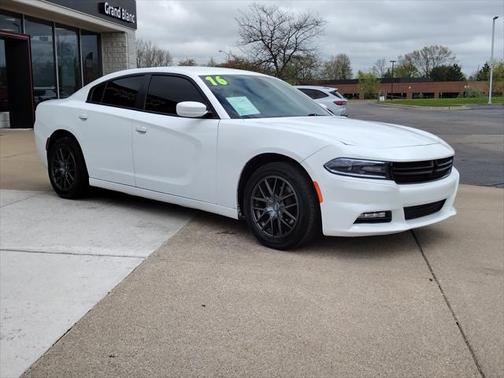 2016 Dodge Charger SXT