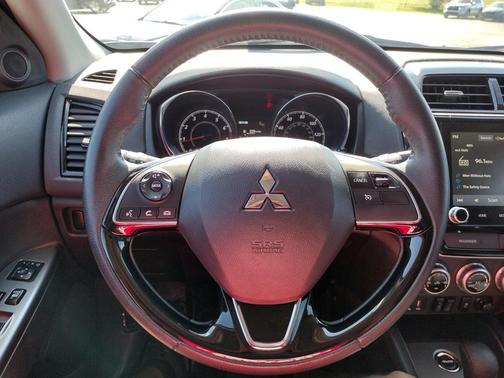 2023 Mitsubishi Outlander Sport SE