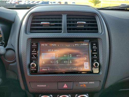 2025 Mitsubishi Outlander Sport 2.0 ES