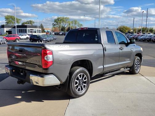 2016 Toyota Tundra SR5