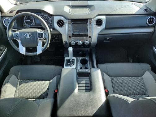 2016 Toyota Tundra SR5