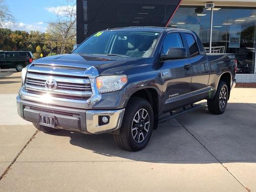 2016 Toyota Tundra SR5
