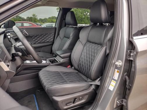 2024 Mitsubishi Outlander PHEV SEL