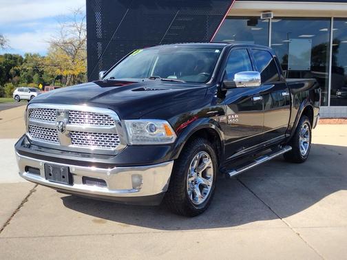 2017 RAM 1500 Laramie