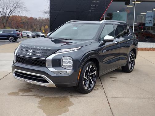 2025 Mitsubishi Outlander PHEV SEL