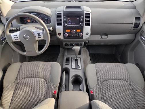 2015 Nissan Frontier SV
