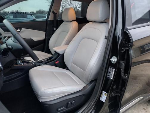 2023 Hyundai KONA Limited