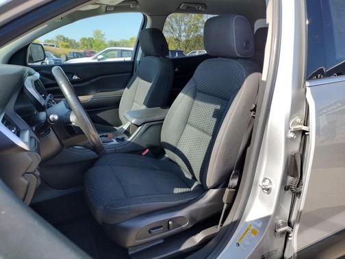 2018 GMC Acadia SLE-2