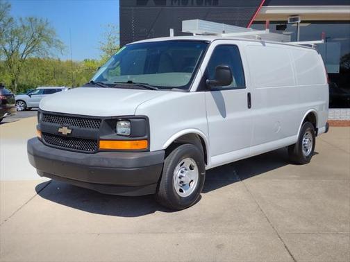 2017 Chevrolet Express 2500 Work Van