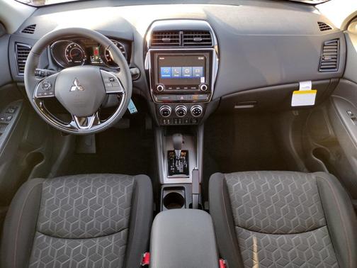 2025 Mitsubishi Outlander Sport 2.0 LE