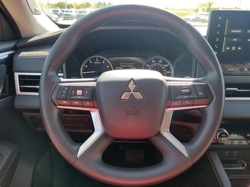 2025 Mitsubishi Outlander ES 2.5 S-AWC