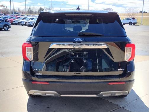 Agate Black Metallic 2020 Ford Explorer XLT