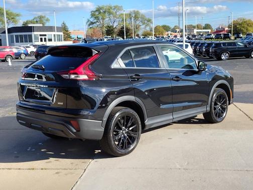 2024 Mitsubishi Eclipse Cross LE