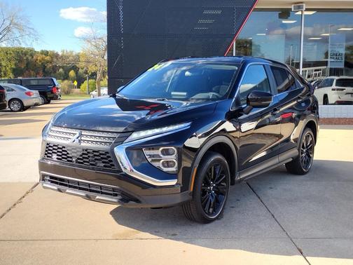 2024 Mitsubishi Eclipse Cross LE