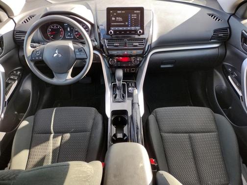 2024 Mitsubishi Eclipse Cross LE