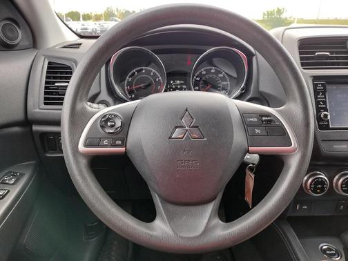 2023 Mitsubishi Outlander Sport 2.0 ES