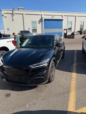 2022 Ford Mustang Mach-E Select