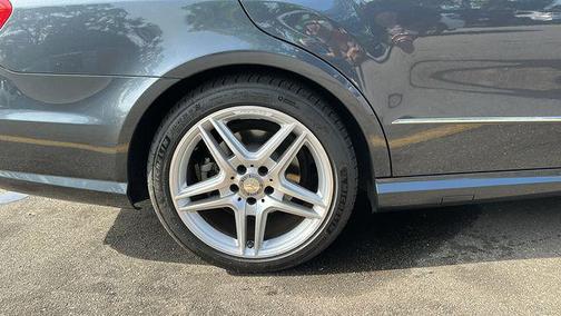 2013 Mercedes-Benz E-Class 4MATIC