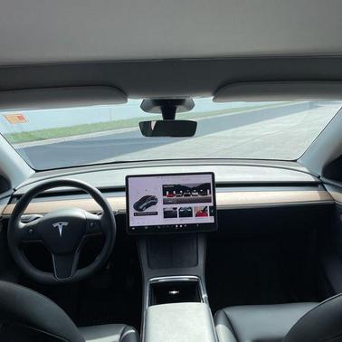 2024 Tesla Model Y Long Range Dual Motor All-Wheel Drive