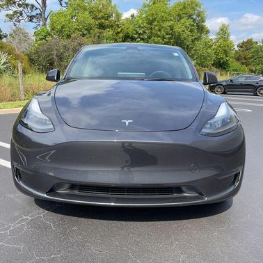 2024 Tesla Model Y Long Range Dual Motor All-Wheel Drive