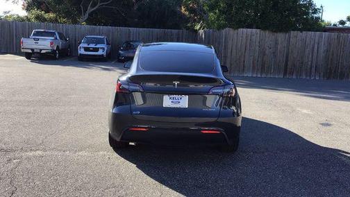 2024 Tesla Model Y Long Range Dual Motor All-Wheel Drive