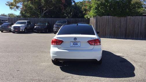 2015 Volkswagen Passat 1.8T Auto Sport