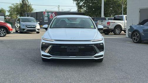 2025 Hyundai SONATA SEL