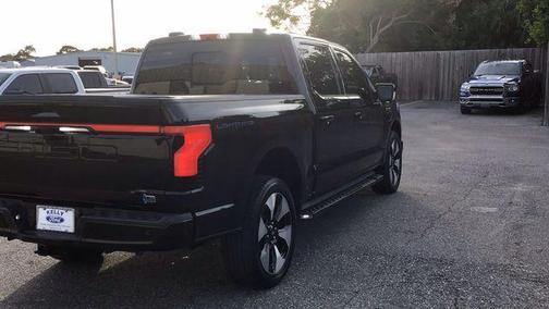 2023 Ford F-150 Lightning Platinum