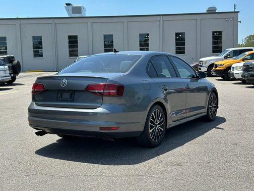 2016 Volkswagen Jetta 1.8T Sport