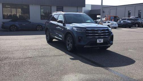 2025 Ford Explorer Active