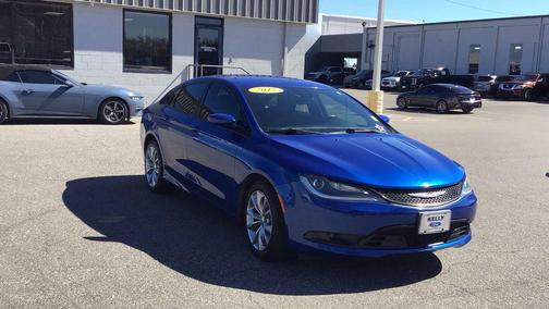 2015 Chrysler 200 S