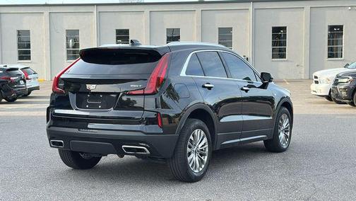 2024 Cadillac XT4 Premium Luxury