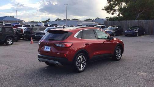 2020 Ford Escape Titanium