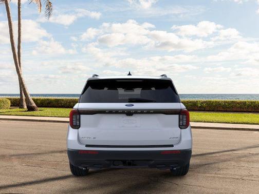 Space White Metallic 2026 Ford Explorer Active