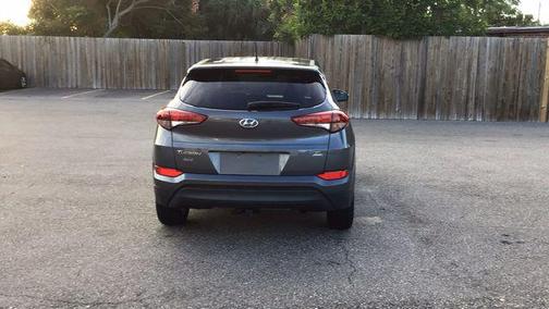2018 Hyundai TUCSON SE