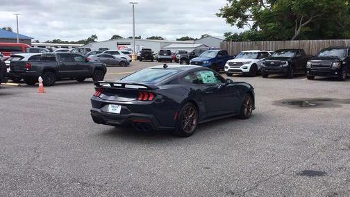 2025 Ford Mustang Dark Horse Fastback